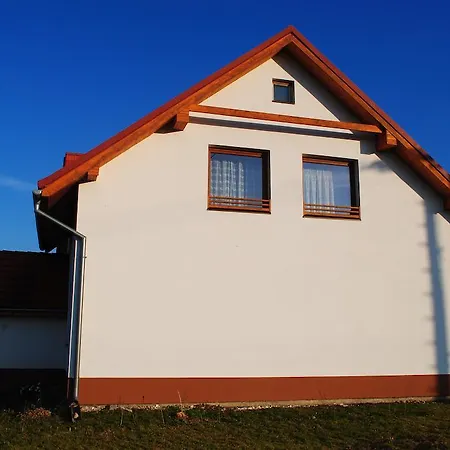 Tania Závažná Poruba