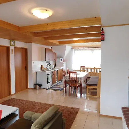 Tania Apartmán Závažná Poruba