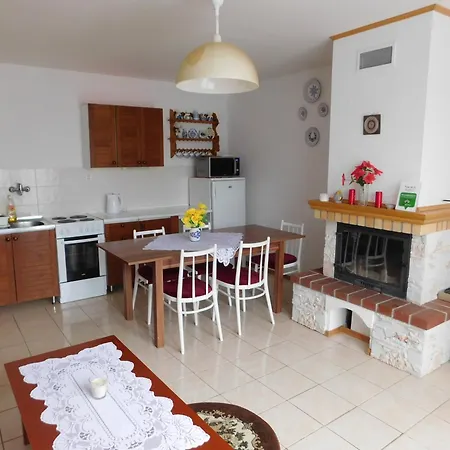 Tania Závažná Poruba